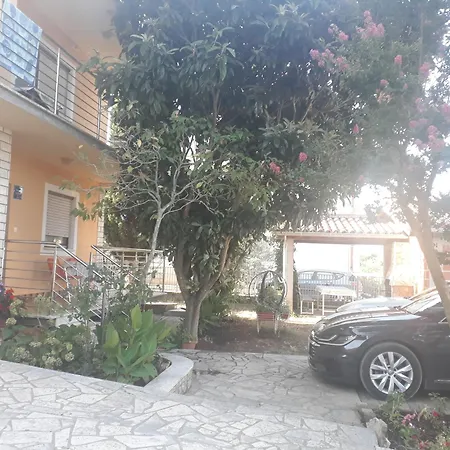 Nela Apartment Pula