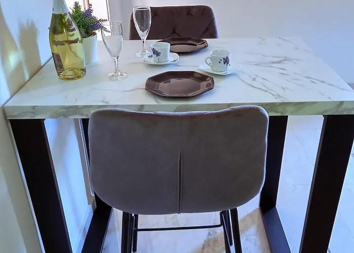 Nela Appartement *