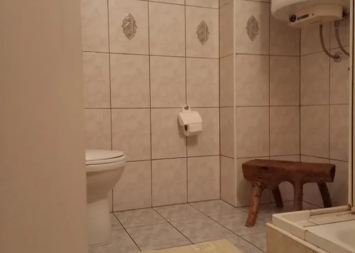 Nela Pula